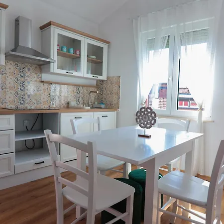 Aparthotel Asteria