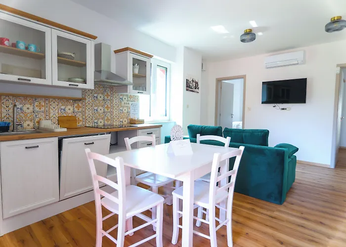 Asteria Aparthotel 3*